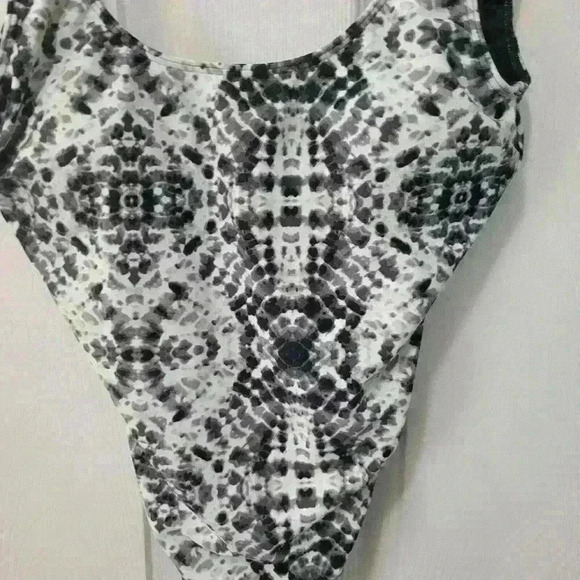 NWOT Abercrombie & Fitch Black And White Leopard Print One Piece Bathing Suit XS - Picture 2 of 8